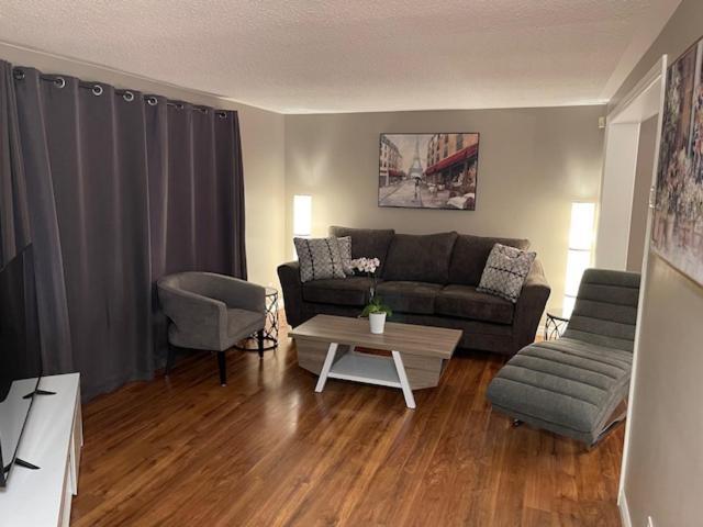 Big Bedroom, 24 Ottawa Exterior photo